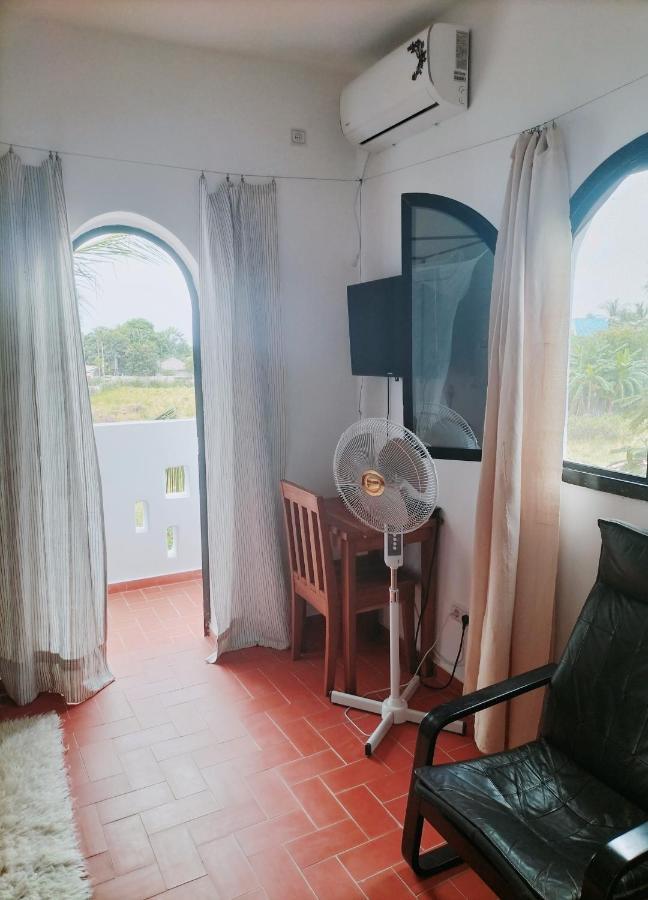 Maison D'Hotes Keur Racine Кап Скиринг Екстериор снимка